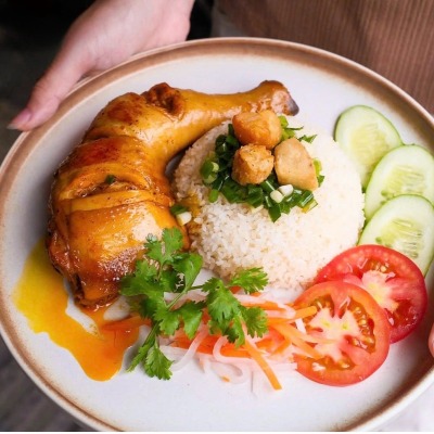 Cơm tấm gà nướng